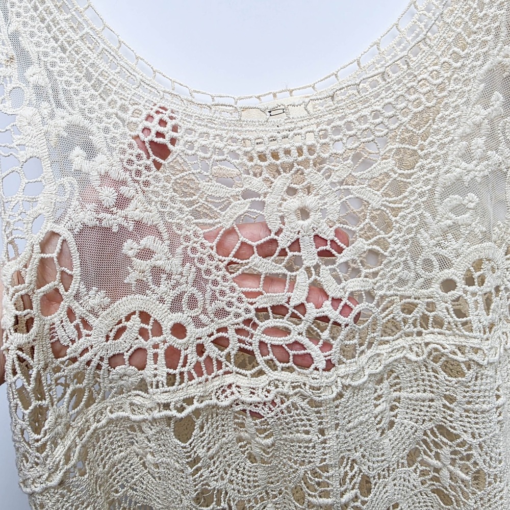 Pins & Needles Boho Crochet Top Ivory Lace Sz L Sleeveless Festival Cottagecore - Picture 4 of 6